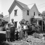 l-r: ?, Dwight Allen, Johnny, Nancy and Judy Phillips at Unity Feast, Geyserville 7/1/1951