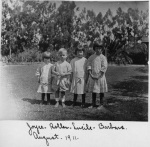 Joyce Lyon with sisters and Hoag boy Aug. 1911