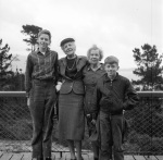Soph Huenken ?, Mother, Keith & Arthur on deck 2/4/1958